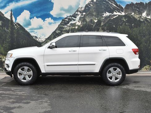 Used 2012 Jeep Grand Cherokee Limited w/ Luxury Group II AWD/4WD image 7