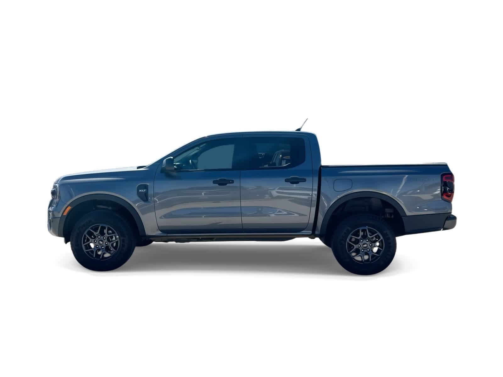 Used 2025 Ford Ranger XLT w/ Convenience Package RWD image 5