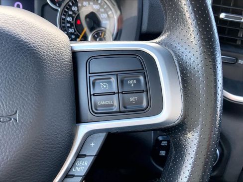 Used 2021 RAM 2500 Big Horn AWD/4WD image 25