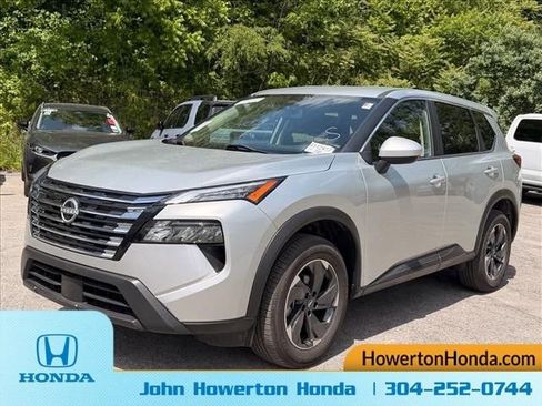 Used 2024 Nissan Rogue SV AWD/4WD image 9