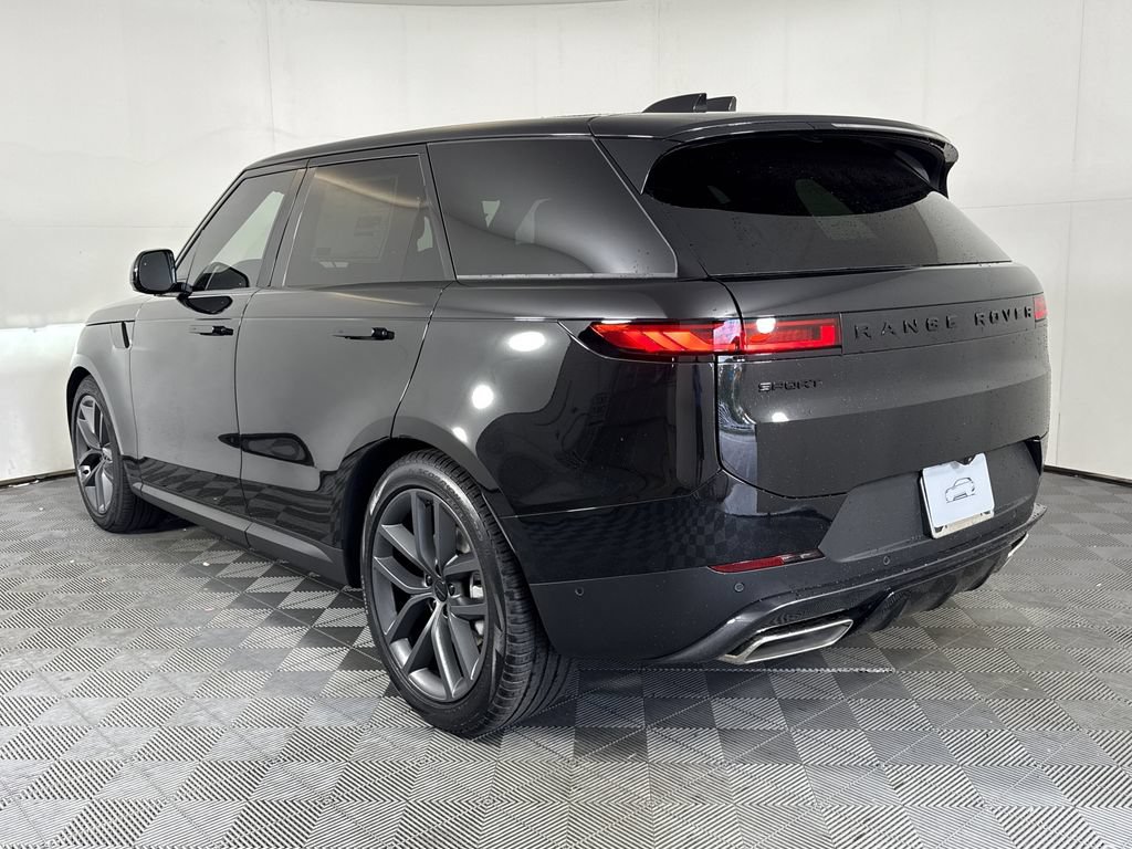 New 2027 Land Rover Range Rover Sport SE AWD/4WD image 3