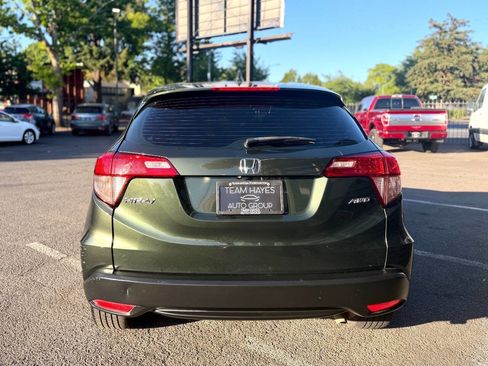 Used 2017 Honda HR-V LX image 8