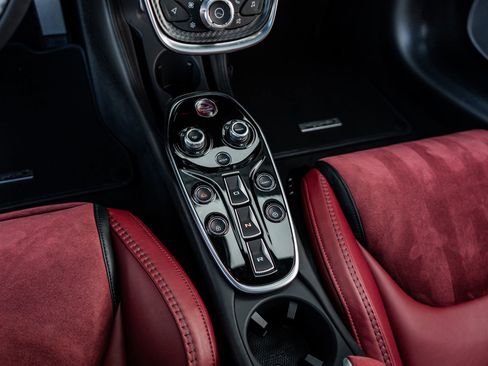 Used 2025 McLaren GTS image 33