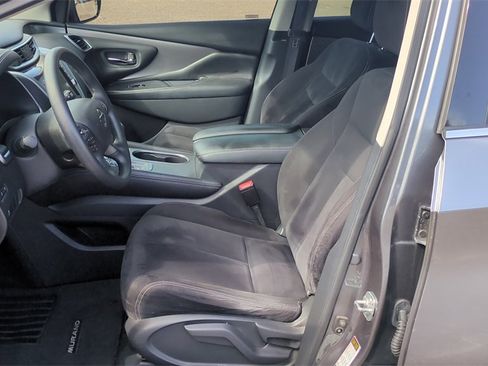Used 2019 Nissan Murano S image 10