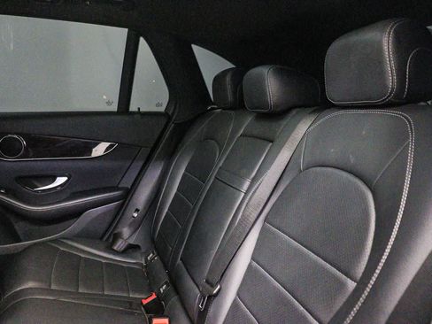 Used 2018 Mercedes-Benz GLC 300 image 18