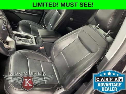 Used 2022 Ford Explorer Limited w/ Class IV Trailer Tow Package AWD/4WD image 12