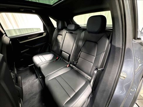 New 2026 Porsche Cayenne AWD/4WD image 25