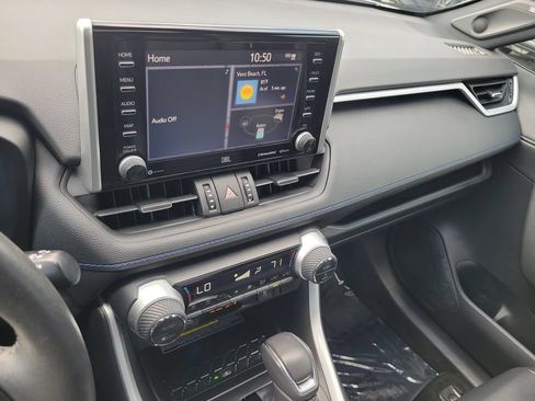 Certified 2020 Toyota RAV4 XSE AWD/4WD image 14