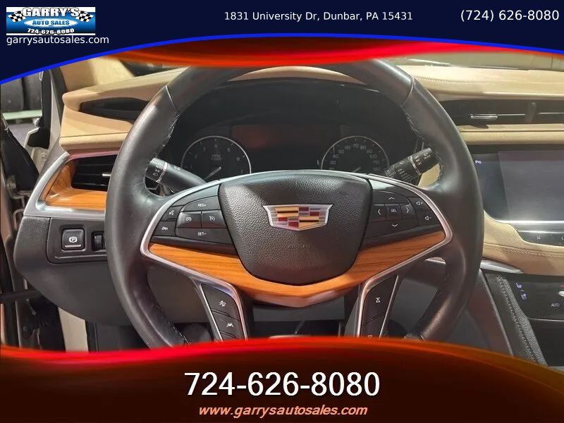 Used 2017 Cadillac XT5 Platinum AWD/4WD image 19