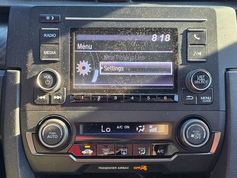 Used 2018 Honda Civic Sport image 16