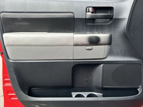 Used 2010 Toyota Tundra 4x4 Double Cab image 21