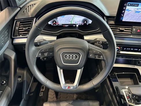 Used 2025 Audi Q5 2.0T Premium Plus image 18