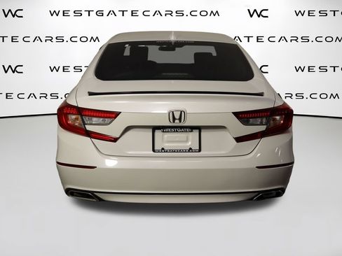 Used 2018 Honda Accord Sport image 4
