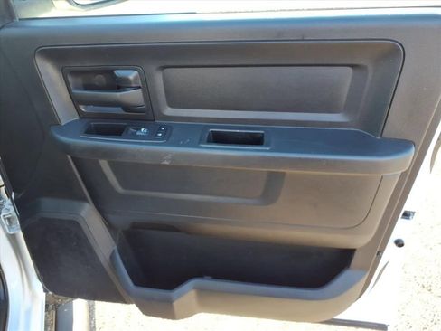 Used 2018 RAM 2500 Tradesman image 16