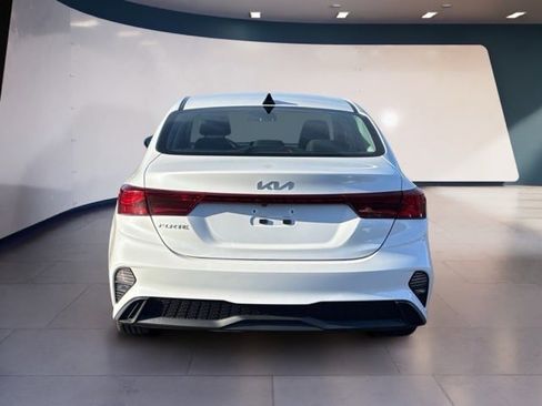 Certified 2023 Kia Forte LXS image 4