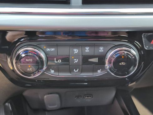 New 2026 Chevrolet Trax LT w/ Driver Confidence Package FWD image 22