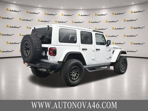 Used 2023 Jeep Wrangler Unlimited Rubicon 392 w/ Xtreme Recon 35" Tire Package AWD/4WD image 9
