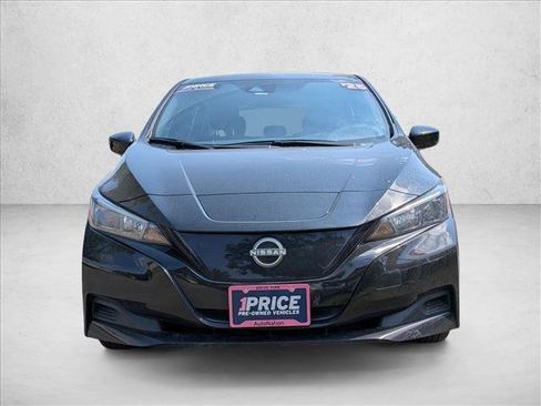 Used 2025 Nissan Leaf S FWD image 2