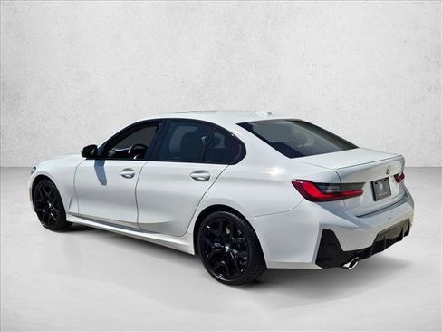 Used 2026 BMW 330i Sedan w/ M Sport Package RWD image 8