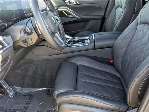 Used 2025 BMW X6 M60i image 17