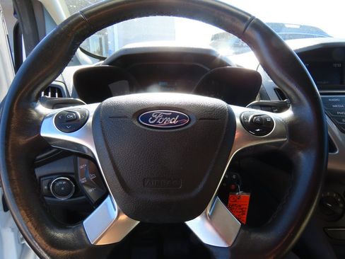 Used 2018 Ford Transit Connect XLT image 25