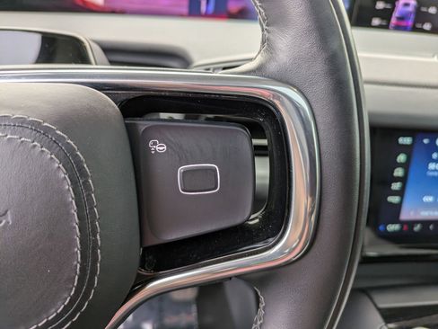 Used 2025 Lincoln Navigator Reserve AWD/4WD image 19