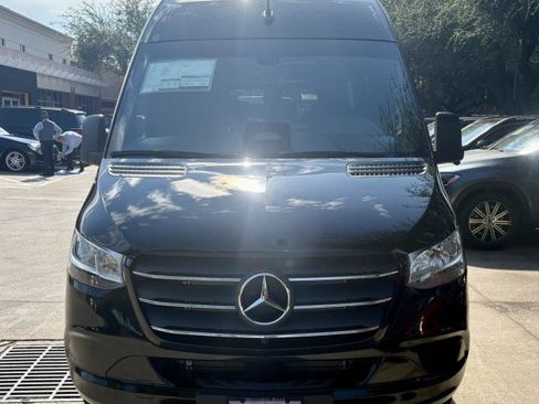New 2026 Mercedes-Benz Sprinter 2500 image 2