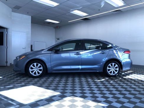 Certified 2025 Toyota Corolla LE image 11