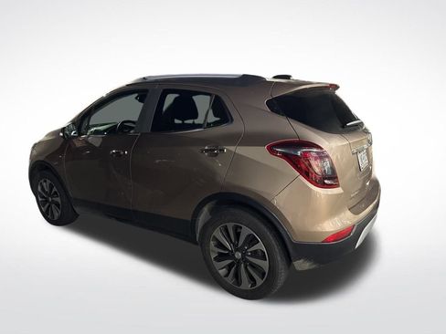 Used 2018 Buick Encore Preferred image 3