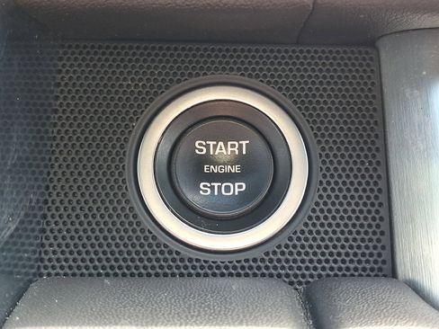 Used 2018 Land Rover Range Rover Long Wheelbase Supercharged image 23