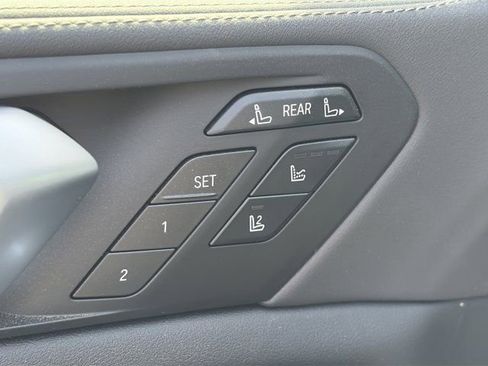 Certified 2026 BMW X7 M60i image 17