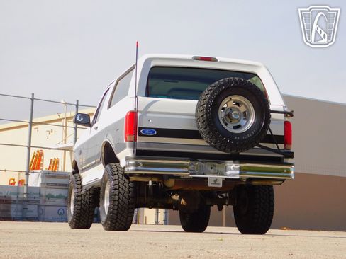 Used 1995 Ford Bronco XLT AWD/4WD image 38