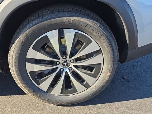 New 2026 Mercedes-Benz GLE 350 4MATIC image 10