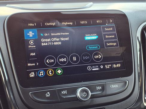 Used 2023 Chevrolet Equinox RS w/ RS Leather Package FWD image 3