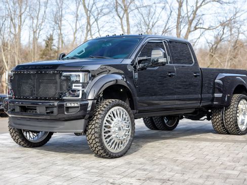 Used 2022 Ford F450 Limited w/ FX4 Off-Road Package image 6