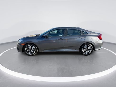 Used 2018 Honda Civic EX-T image 5
