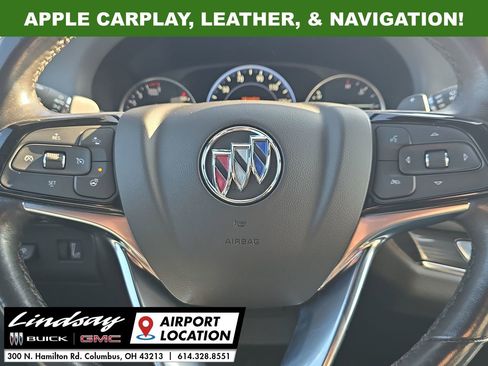 Used 2024 Buick Enclave Premium image 11