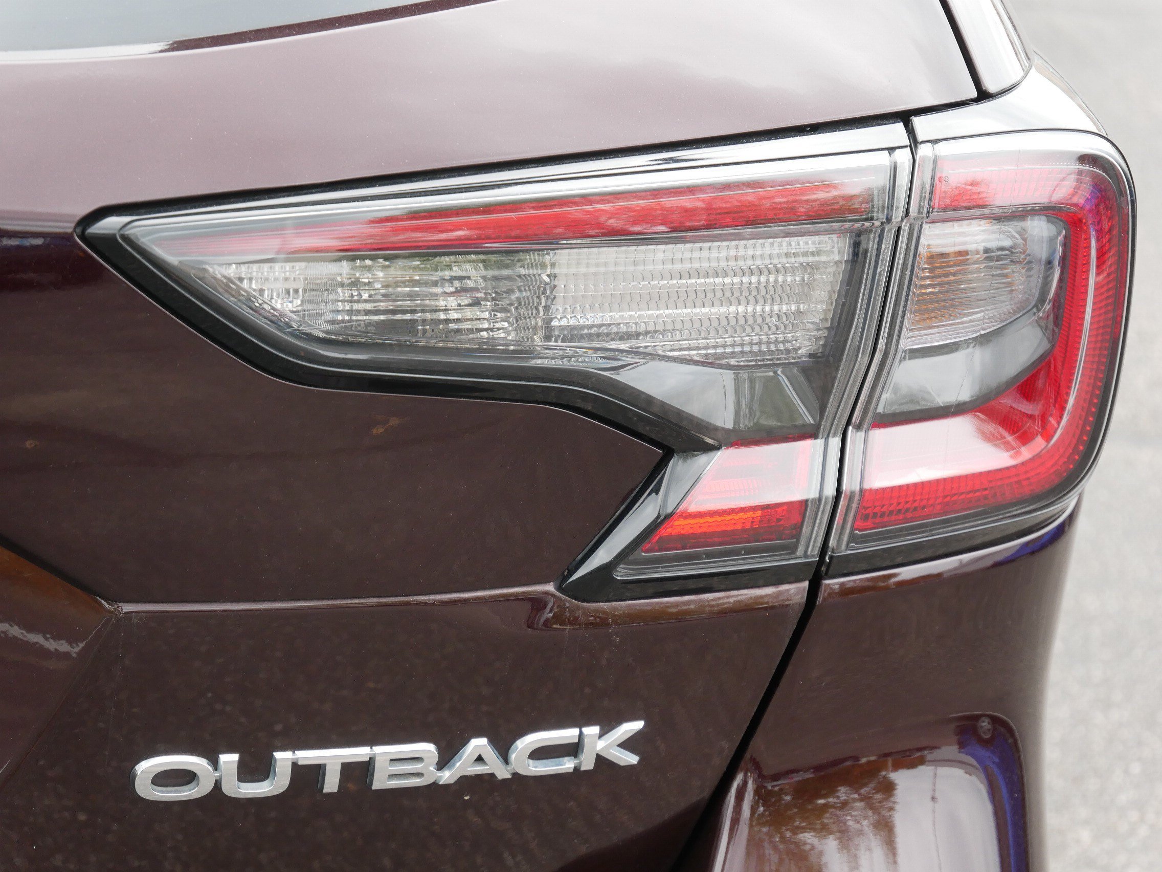Certified 2025 Subaru Outback Limited AWD/4WD image 17