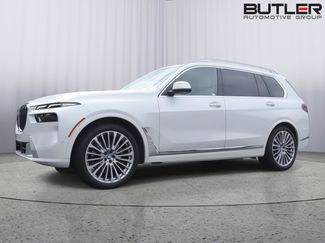 Used 2024 BMW X7 xDrive40i w/ Premium Package AWD/4WD video 1