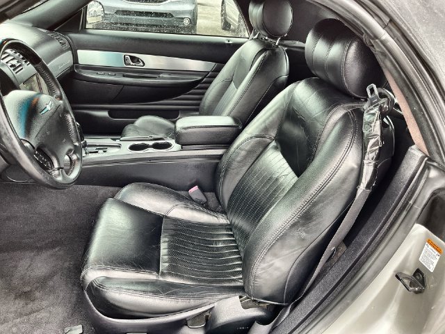 Used 2004 Ford Thunderbird RWD image 15