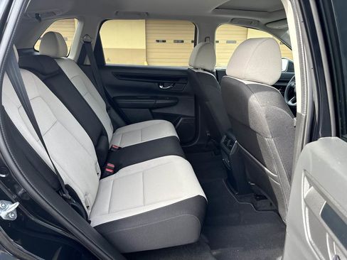 Used 2025 Honda CR-V EX image 19