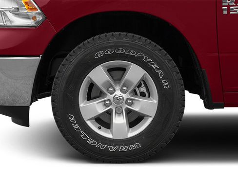 Used 2014 RAM 1500 Express RWD image 14