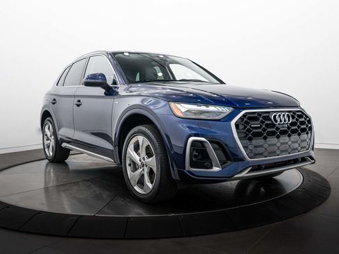 Certified 2023 Audi Q5 2.0T Prestige w/ Prestige Package AWD/4WD image 2
