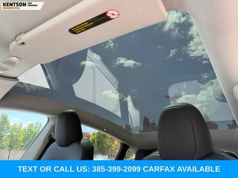 Used 2024 Tesla Model Y Long Range AWD/4WD image 25
