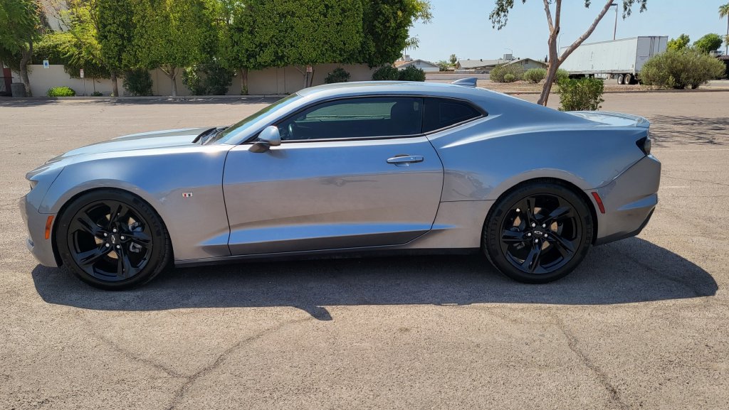 Used 2022 Chevrolet Camaro LT w/ RS Package RWD image 7