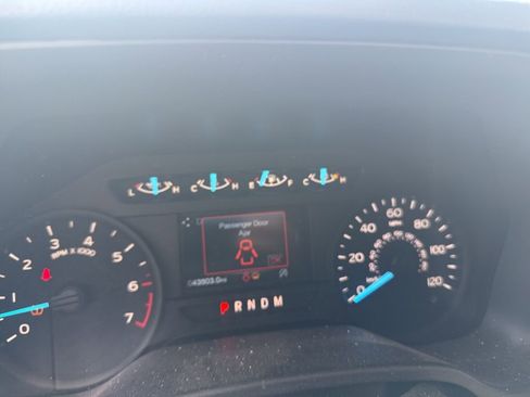 Used 2019 Ford F150 XL w/ Equipment Group 101A Mid image 4