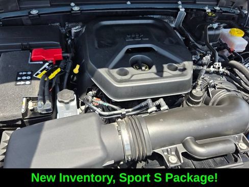 Certified 2025 Jeep Wrangler Sport AWD/4WD image 10