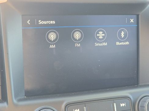 Certified 2024 GMC Terrain SLT FWD image 5