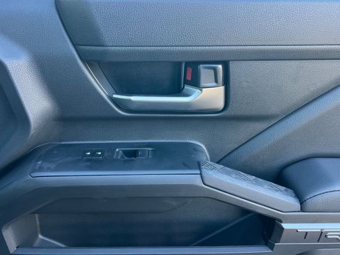 New 2025 Toyota Tacoma TRD Off-Road image 19