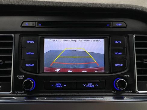 Used 2016 Hyundai Sonata SE FWD image 22
